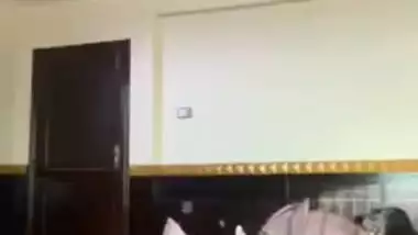 Pakistani cheat slut-wife illicit sex with friend of hubby caught on spy cam