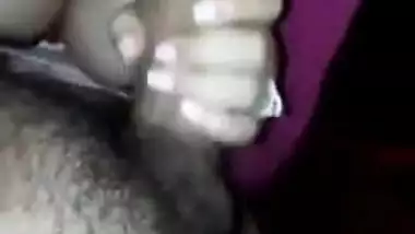 Sexy desi girl sucking cock deepthroat