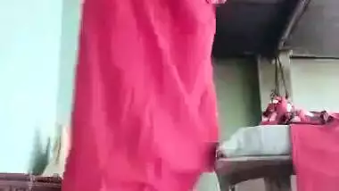 Bold & Beautiful Dehati Girl gets Naked and wears Saree Hairy Armpits & Hairy Pussy