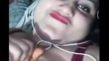 Unfaithful Married Desi Beautiful Bhabi From Narayanganj Showing On video Call With Lover