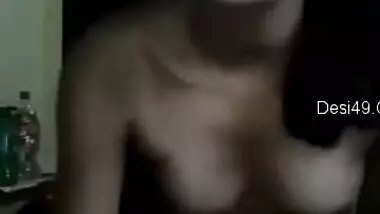 Horny Indian Girl Strips Her Cloths And Record Nude Video For Lover