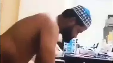 Hardcore Pakistani sex MMS of a man fucking his neighbor