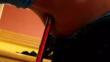 Paula s herself by piercing her navel with a giant pencil that pierces her entire belly Sexy