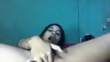 XXX masturbation is an integral part of weekend of skinny Desi teen