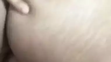 Man set camera on to film XXX booty of Indian girlfriend on his face