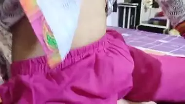 Seeing aunt's fat ass, she fucked her aunt clear audio hindi full HD desi porn sex video