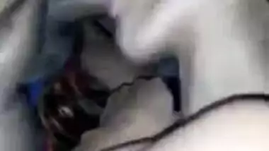 Cute Indian GF oral job for the 1st time to her boyfriend