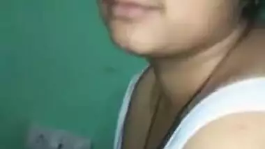 Desi bhabhi threesome fucking n sucking with hubby friend wid moans n audio