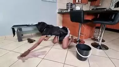 Indian cleaning girl gets a golden shower from her boss while busy working | piss clean up | interracial | blowjob