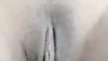 Cute Desi XXX girl showing her teen boobs and pussy on video call