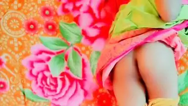 Urvy Bhabhi Was Alone At Home And Nobody She Could Found Who Would Fuck Her And She Started Playing Nude Finguring Pussy