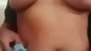 Assamese bhabhi nude pics and video viral MMS