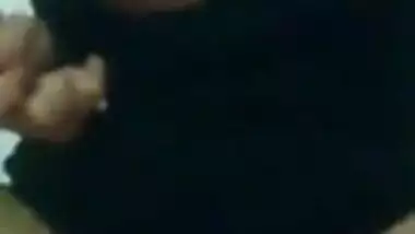 Indian Girl Self-Recording & Playing With Her Hairy Pussy