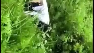 Desi mms sex, Horny Tamil couple was caught fucking outdoor in bushes