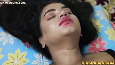 Desi Bhabhi In Bhabhi Ki Saree Utaar Kar Devar Ji Ne Khoob Choda