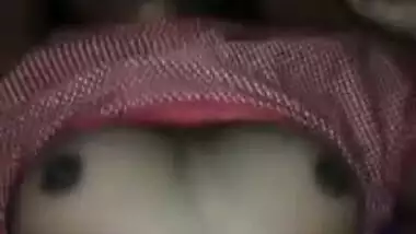 Desi is fucked in MMS video made by her XXX lover with the camera