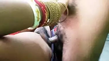 INDIAN Bhabhi XXX Wet pussy fuck with electrician in clear hindi audio | Fireecouple
