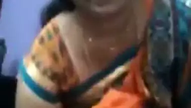 Malayali aunty showing yoni – Solo nude MMS