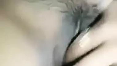 Before sex Indian hubby records tits and XXX pussy of obedient wife