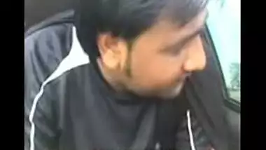 Indian outdoor sex mms of desi young girl fucked by lover in car