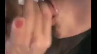 Large Love bubbles South Indian beauty gets Hand Pushed in her Love tunnel