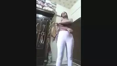 [ Indian Hard Porn XXX Hard ] Desi sexy higabi girl show her nude