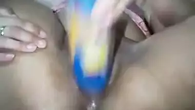 Pakistani vegetable bottle dildo sex