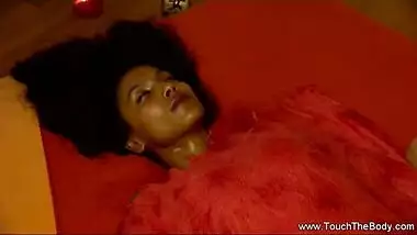 Yoni Massage For her Sweet Pussy so Good and Relaxing to Do