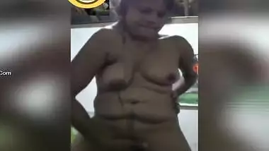 Today Exclusive-lankan Bhabhi Showing Her Boobs And Wet Pussy To Lover On Video Call Part 1