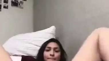 Desi nude Mumbai girl fucks her asshole with a makeup brush