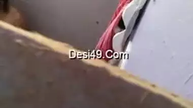 Desi girl desired man to film her in the nude while taking the shower