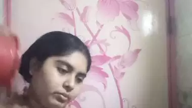 Bengali chubby sister nude bathing video for lover