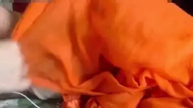 MILF of Indian origin exposes her juicy boobies with XXX brown nipples