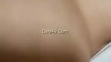 Indian man captures dark nipples of his wife for homemade porn scene