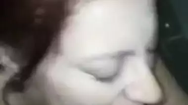 Video of Desi swanky Paki wife who gives a XXX blowjob to facial