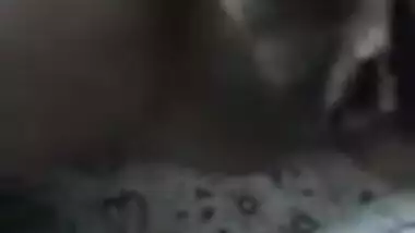 Close-up XXX video of mature Desi slut taking cock into hairy cunt