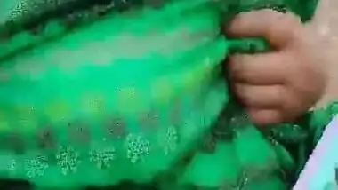 Desi cute hot aunty showing her boobs selfie cam