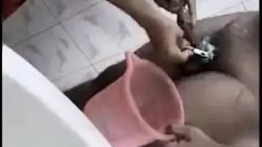 Desi maid shaving dick of house-owner movie