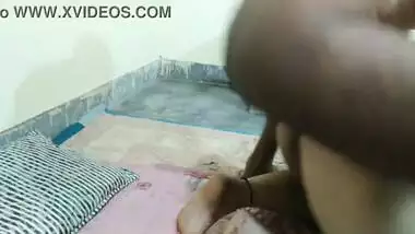 Desi indian hot Couple Hardcore Very First Time Fuck in a Homemade hindi audio.