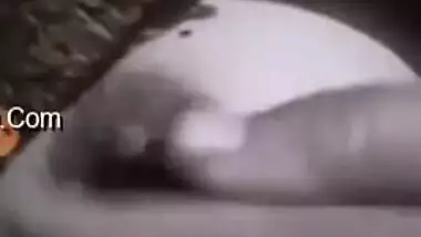 Today Exclusive-horny Desi Girl Showing Her Boobs And Pussy On Video Call Part 1