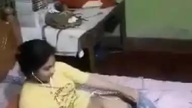 Desi Girl Showing Lover On Video Call Neighbour Guys Recorded Her