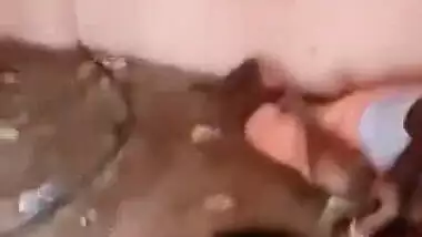 Dehati mature guy sex with a village slut