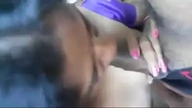 Indian sex porn video of a desi bhabhi giving a nice blowjob to lover