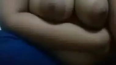 Young woman takes shirt off and exposes saggy boobies in Desi web-show