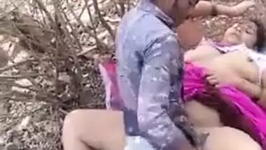 Indian outdoor sex video in Bangalore captured and exposed by friend