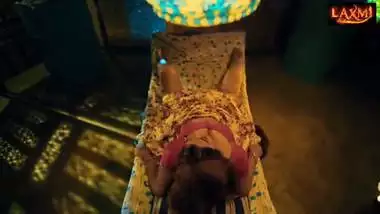 Indian hot babe fucked by husbands friend in hardcore doggy style full Hindi real Desi video