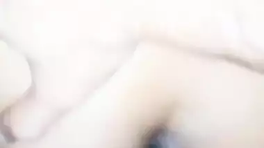 Estudiante Universitaria Le Dice Al Novio Que Esta Estudiando Y Se Viene A Mamar Y Follar