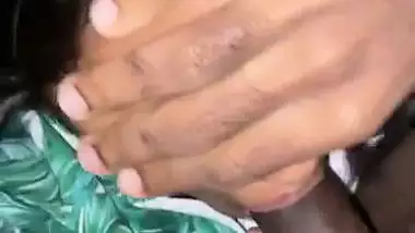 Indian-origin girl sucks a dick and gets fuck in NRI porn