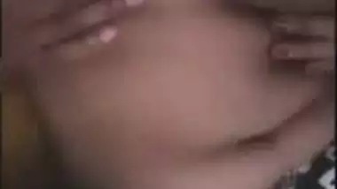 Hot sexy desi XXX girl sucks her friend’s cock in live cam MMS