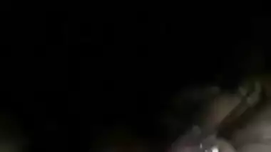 Horny Desi whore plays with boy's XXX tool in her mouth on camera